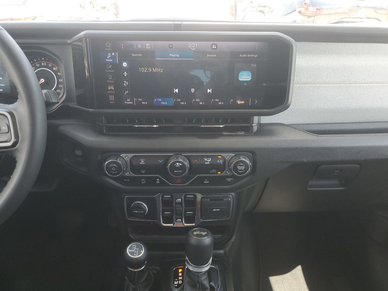2025 Jeep Wrangler 4-Door Summit 4x4