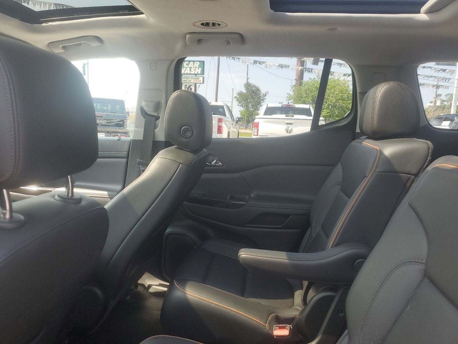 2022 GMC Acadia AT4