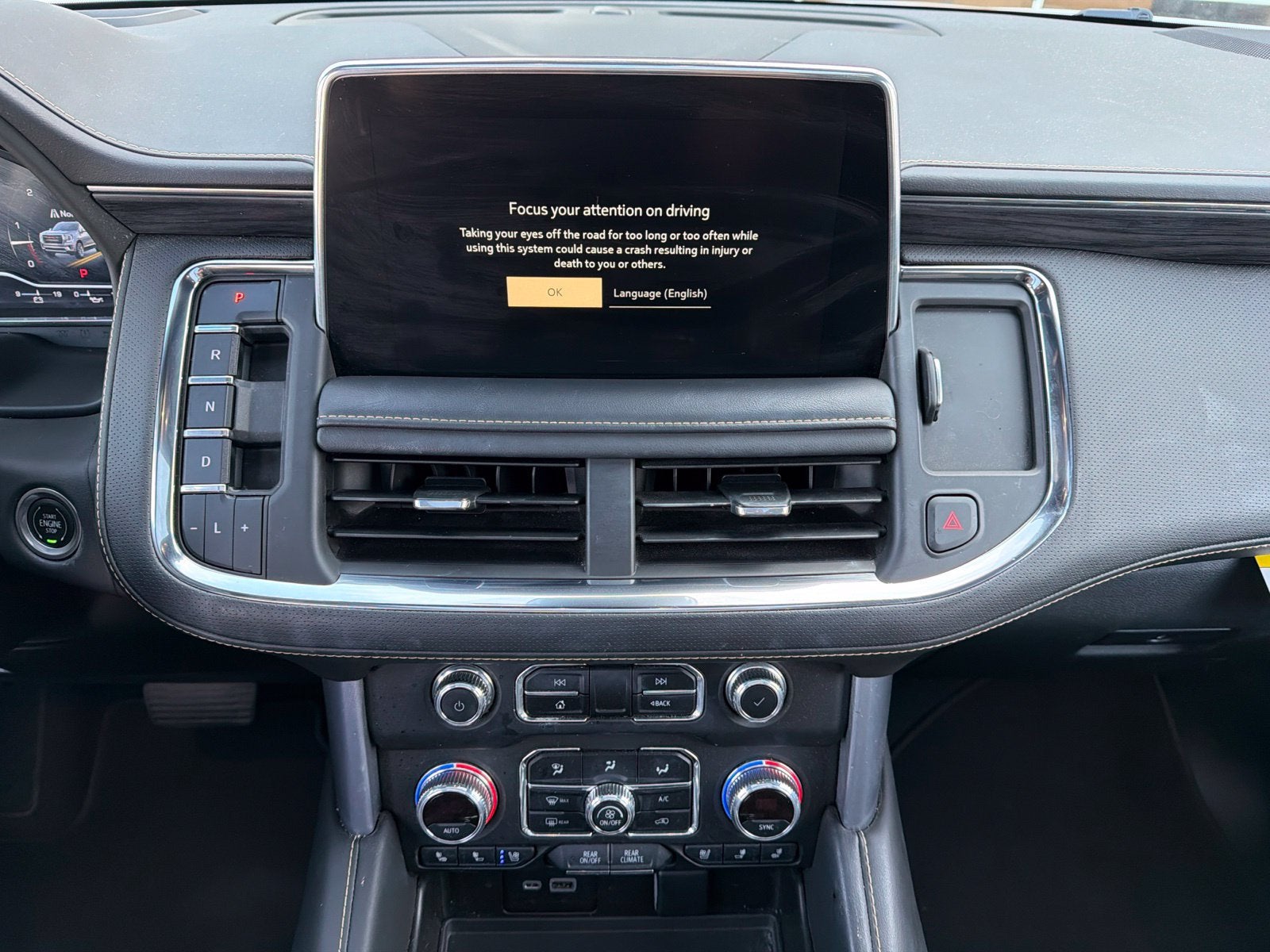 2023 GMC Yukon SLT