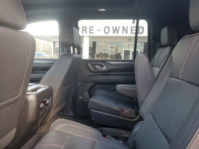 2023 Chevrolet Suburban RST