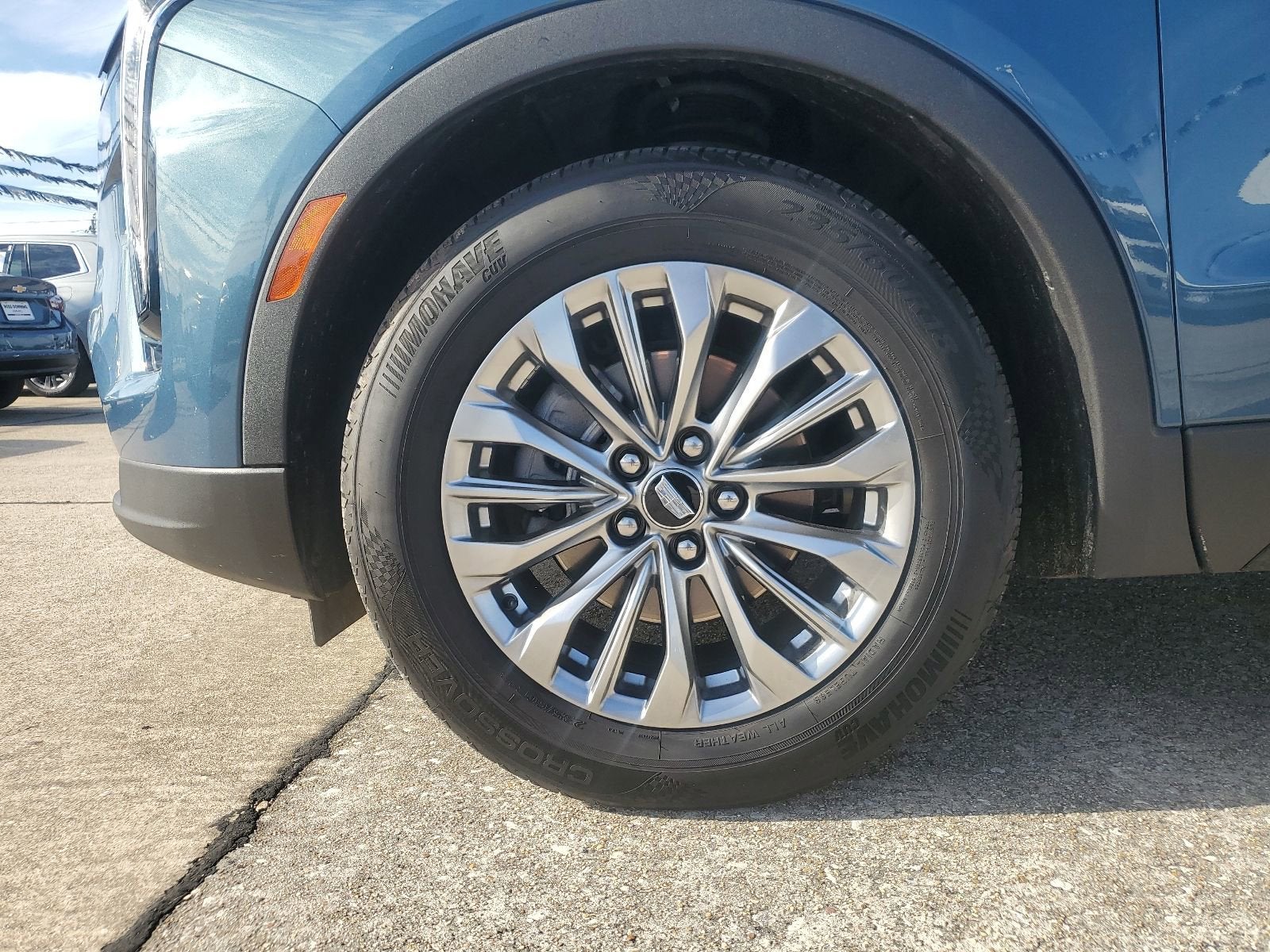 2025 Cadillac XT4 Premium Luxury