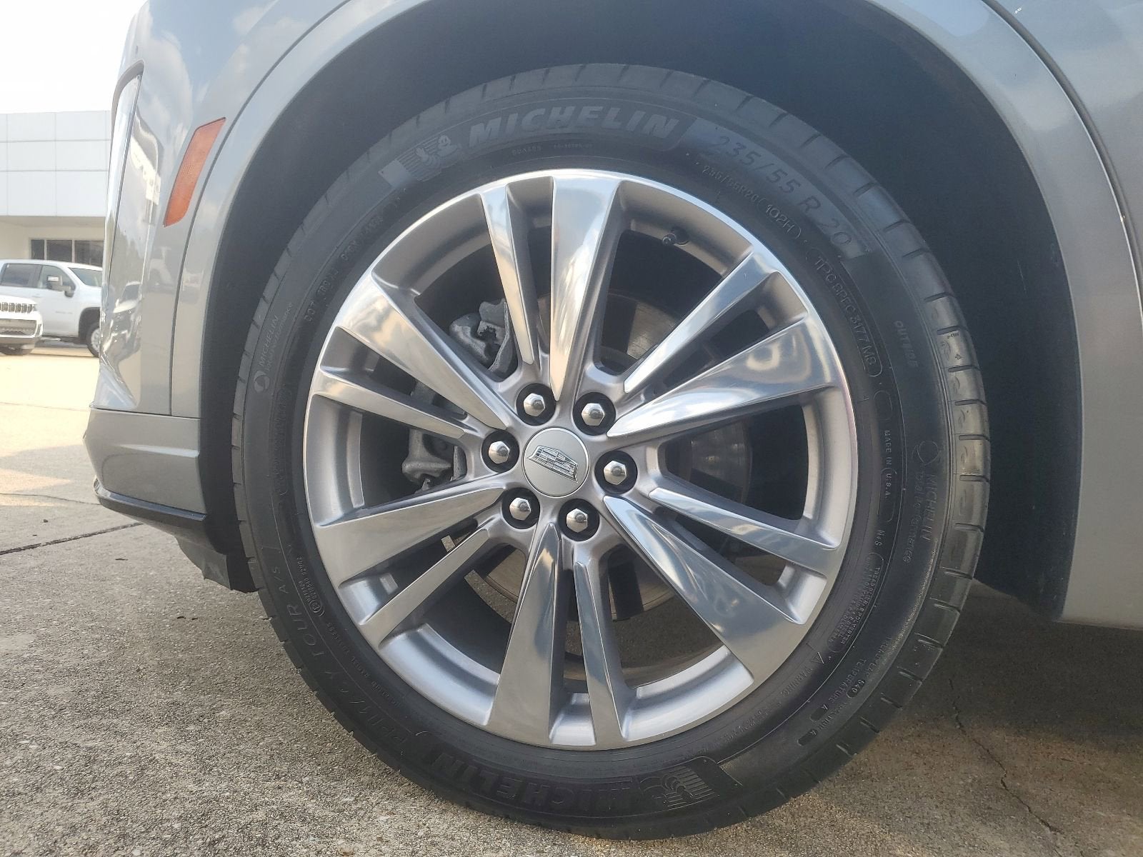 2024 Cadillac XT6 Premium Luxury