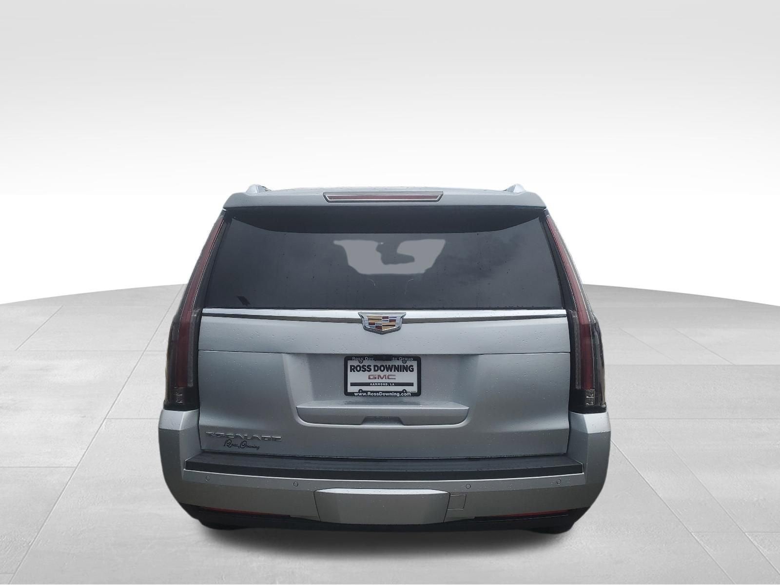 2019 Cadillac Escalade Luxury
