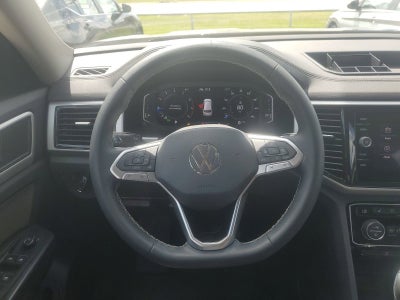 2022 Volkswagen Atlas 3.6L V6 SE w/Technology