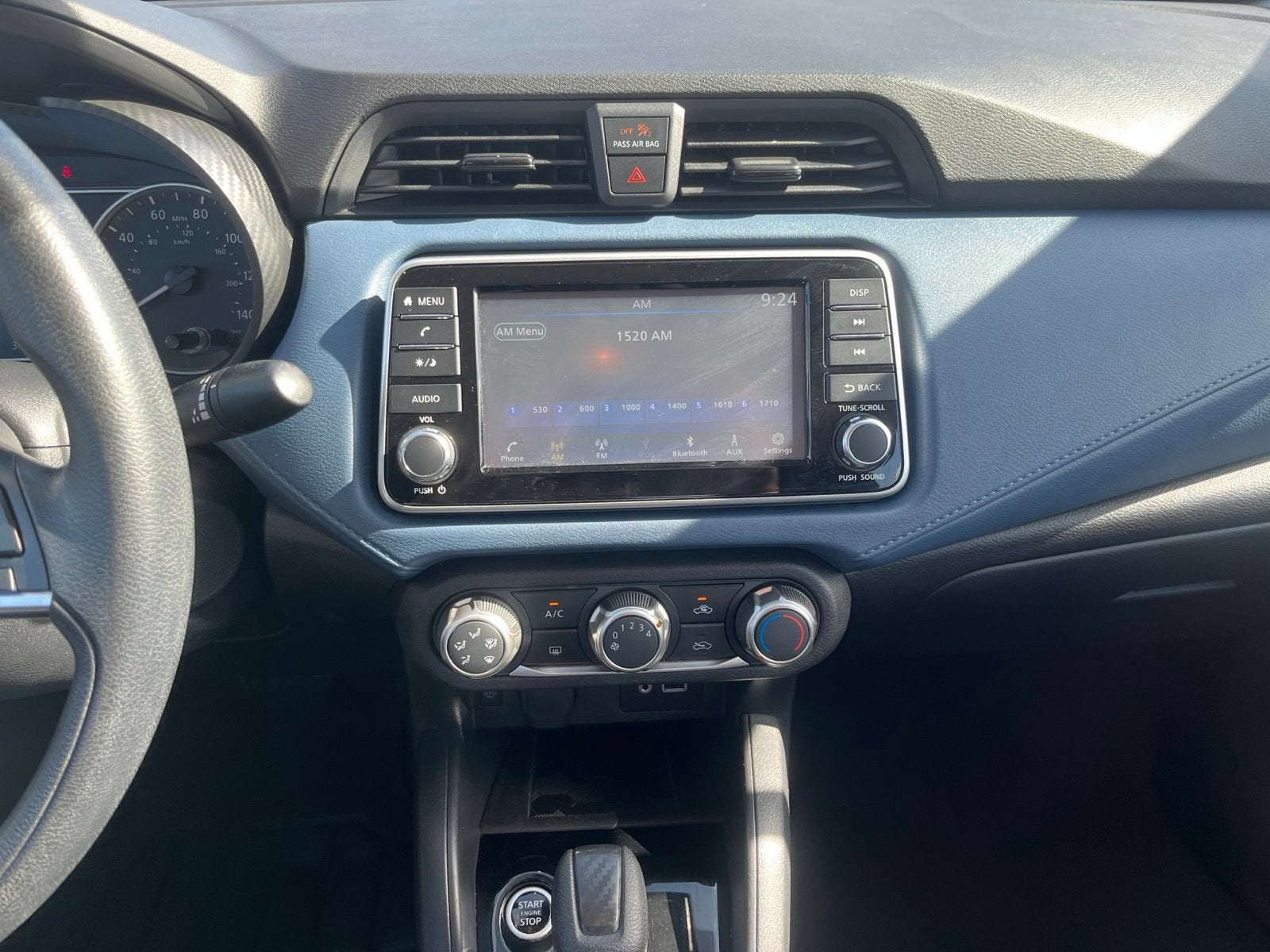 2025 Nissan Versa 1.6 SV