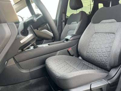 2025 Nissan Kicks SV FWD