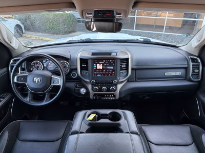 2022 RAM 1500 Laramie Crew Cab 4x2 5'7" Box