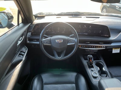 2024 Cadillac XT4 Premium Luxury