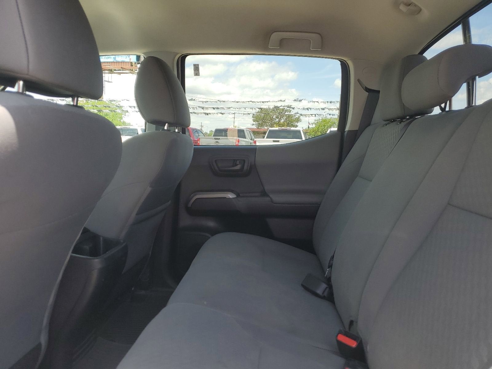 2022 Toyota Tacoma 2WD SR5