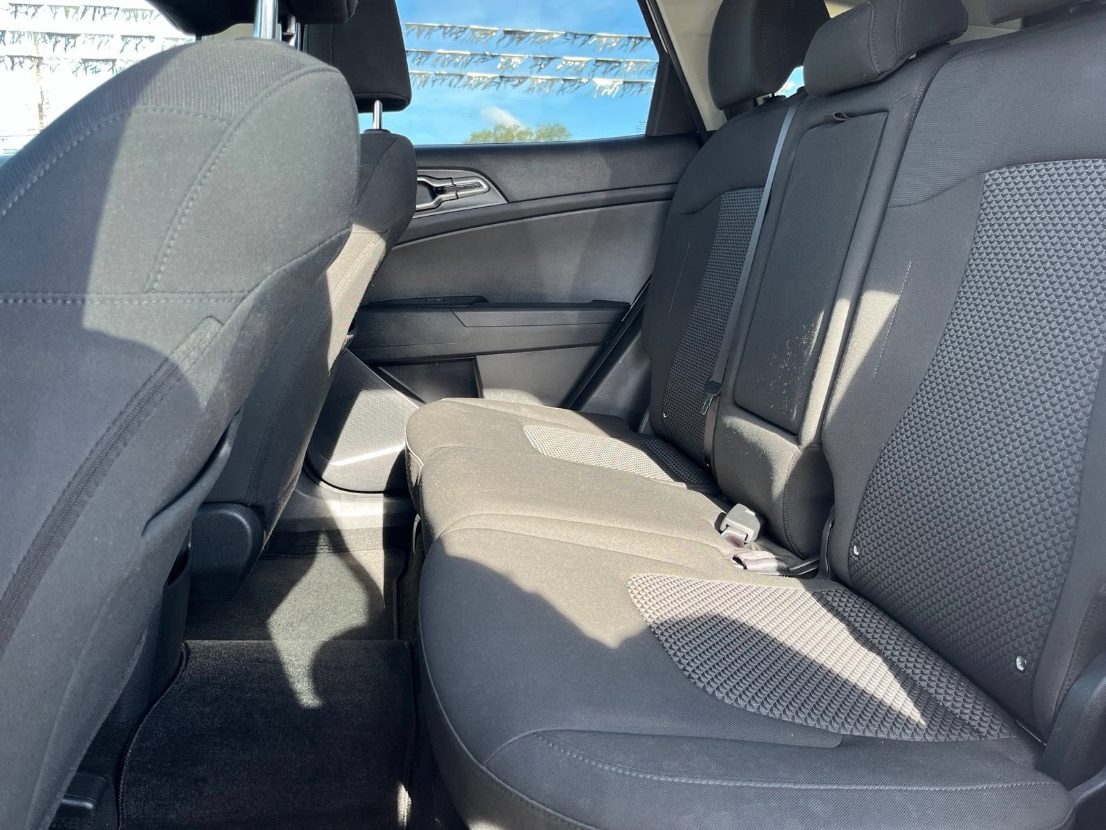 2025 Kia Sportage LX - Photo 12